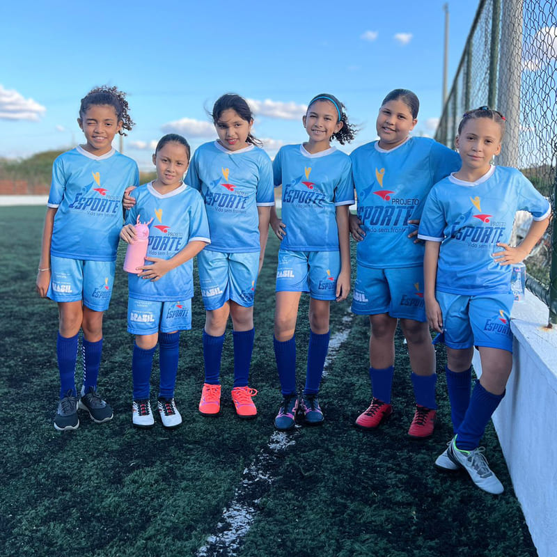 Projeto Esporte Vida Sem Fronteira - Escolinha de Futebol